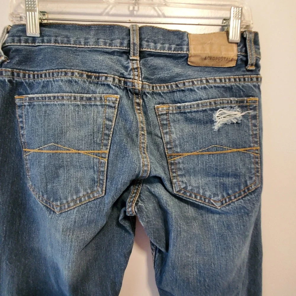 Aeropostale Essex Straight Leg Jeans Mens 29x30  Distressed Denim 100% Cotton